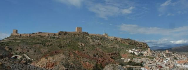 Imagen aérea de Lorca donde se ve al Castillo